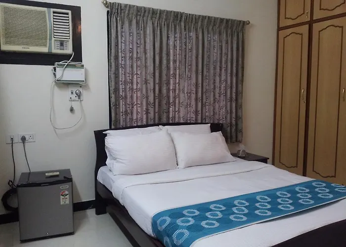 Roshini Serviced Apartments